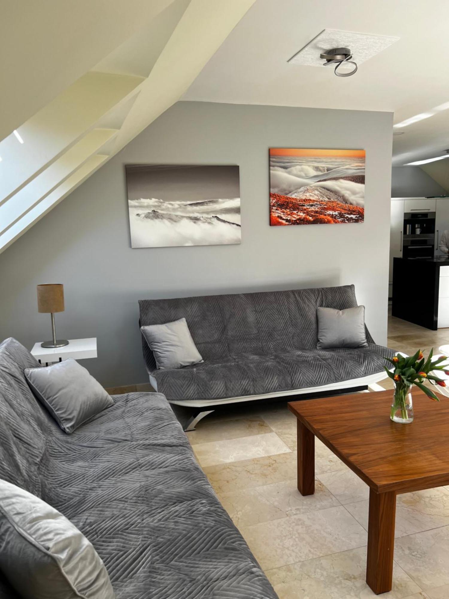 Szara Bed and breakfast *